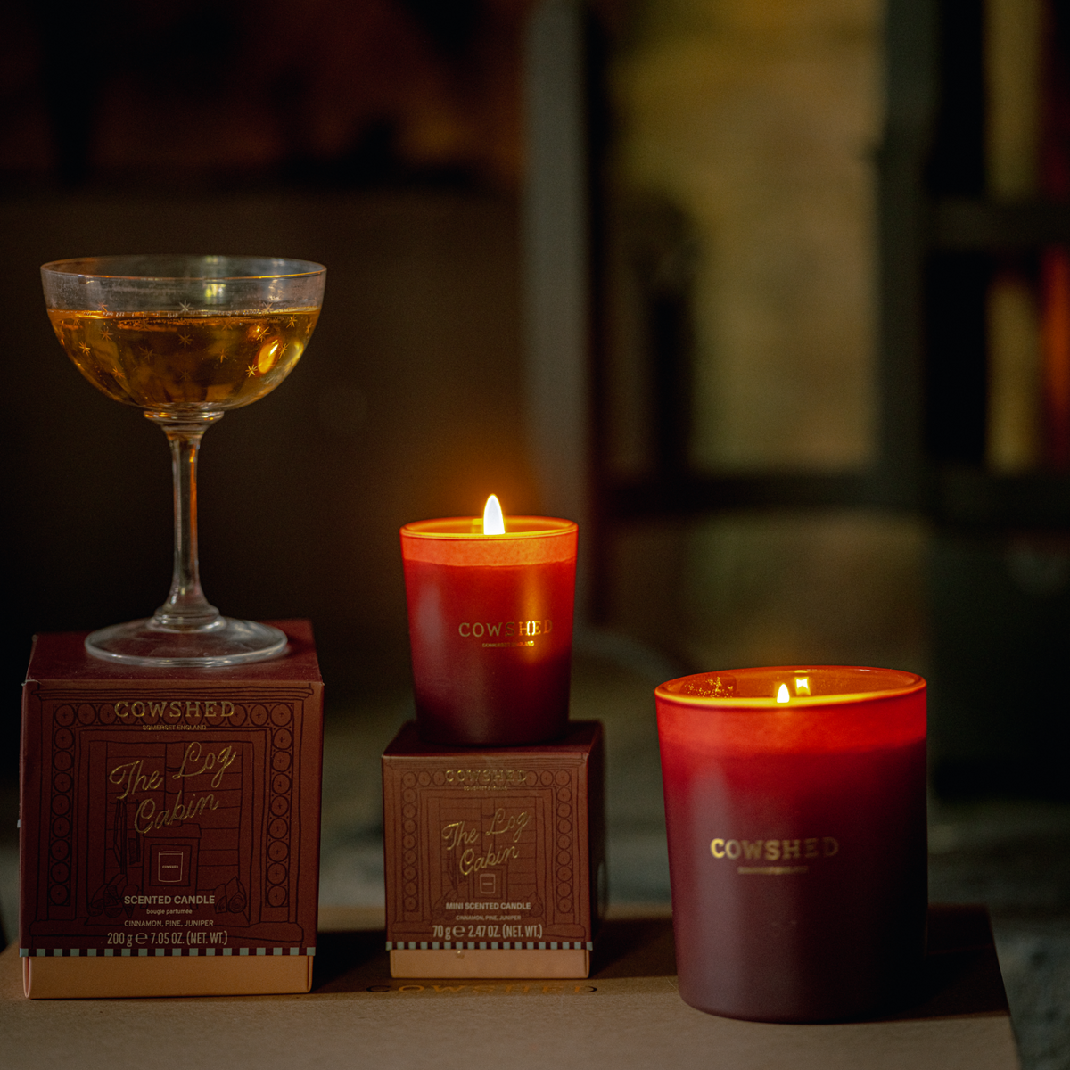 The Log Cabin Winter Candle - Cinnamon, Pine, Juniper